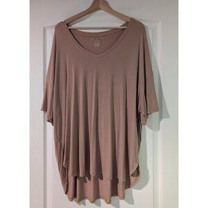 American Eagle | Soft & Sexy Oversized V-Neck Tee in Tan